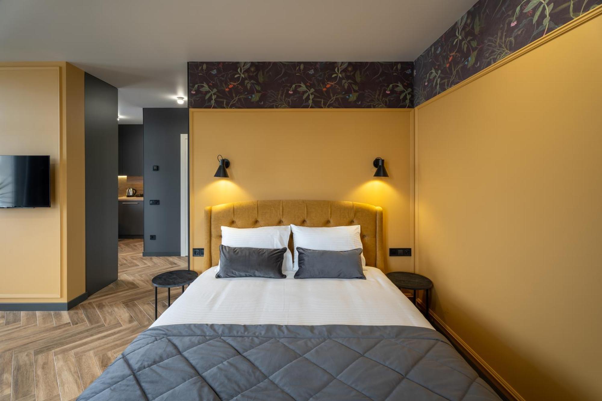 Ridge Apartments Чернивци Екстериор снимка