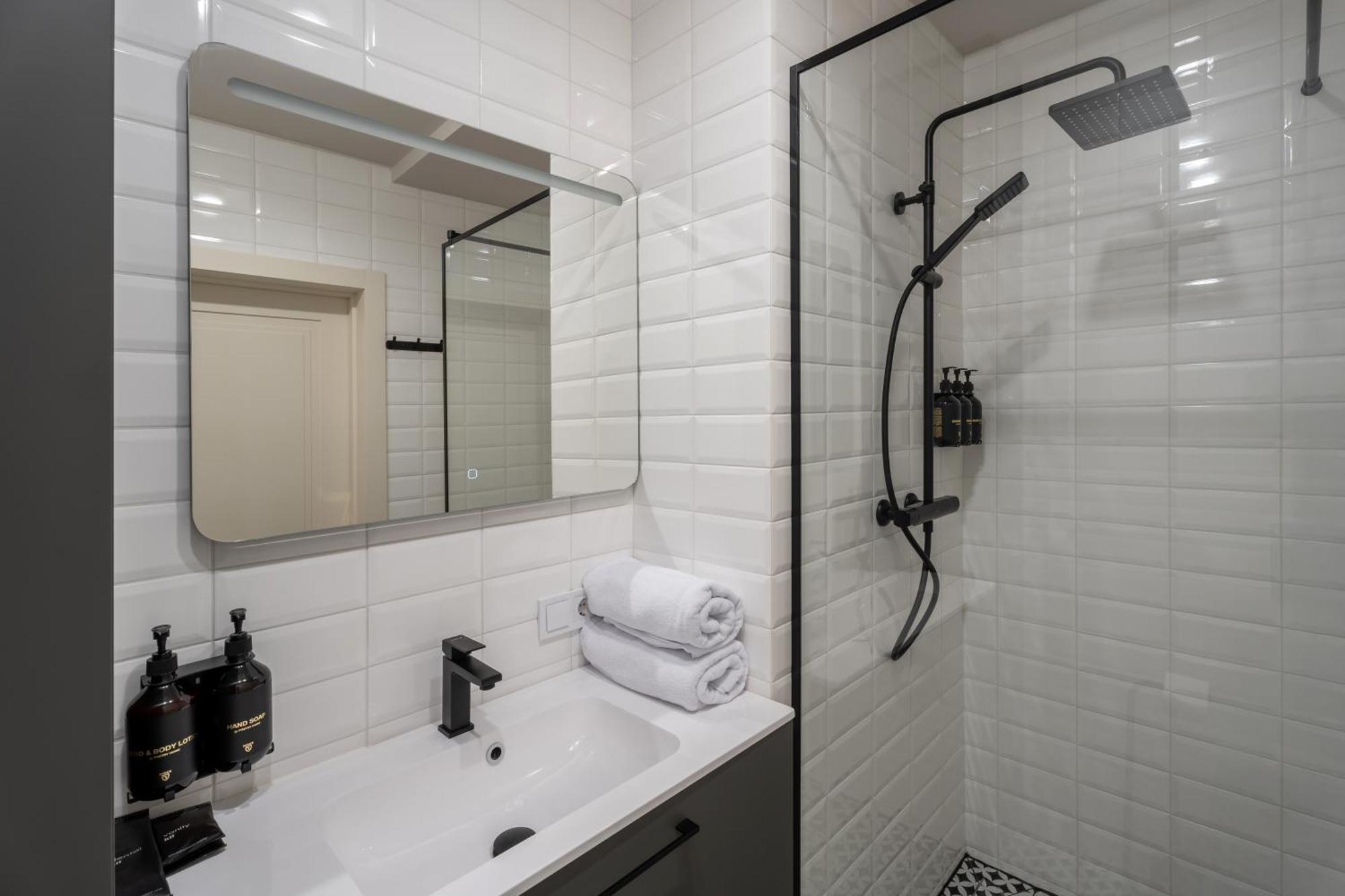 Ridge Apartments Чернивци Екстериор снимка