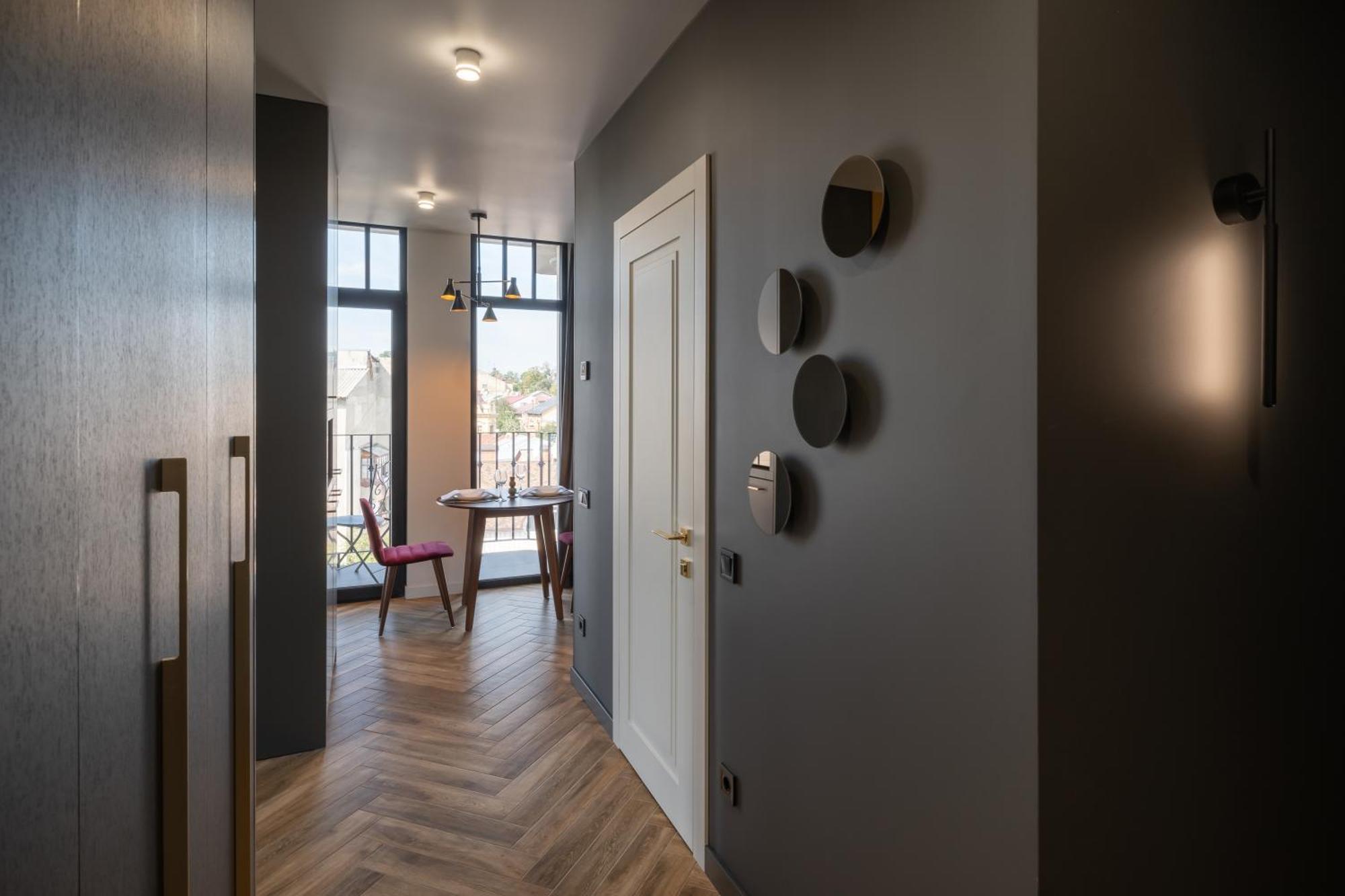 Ridge Apartments Чернивци Екстериор снимка