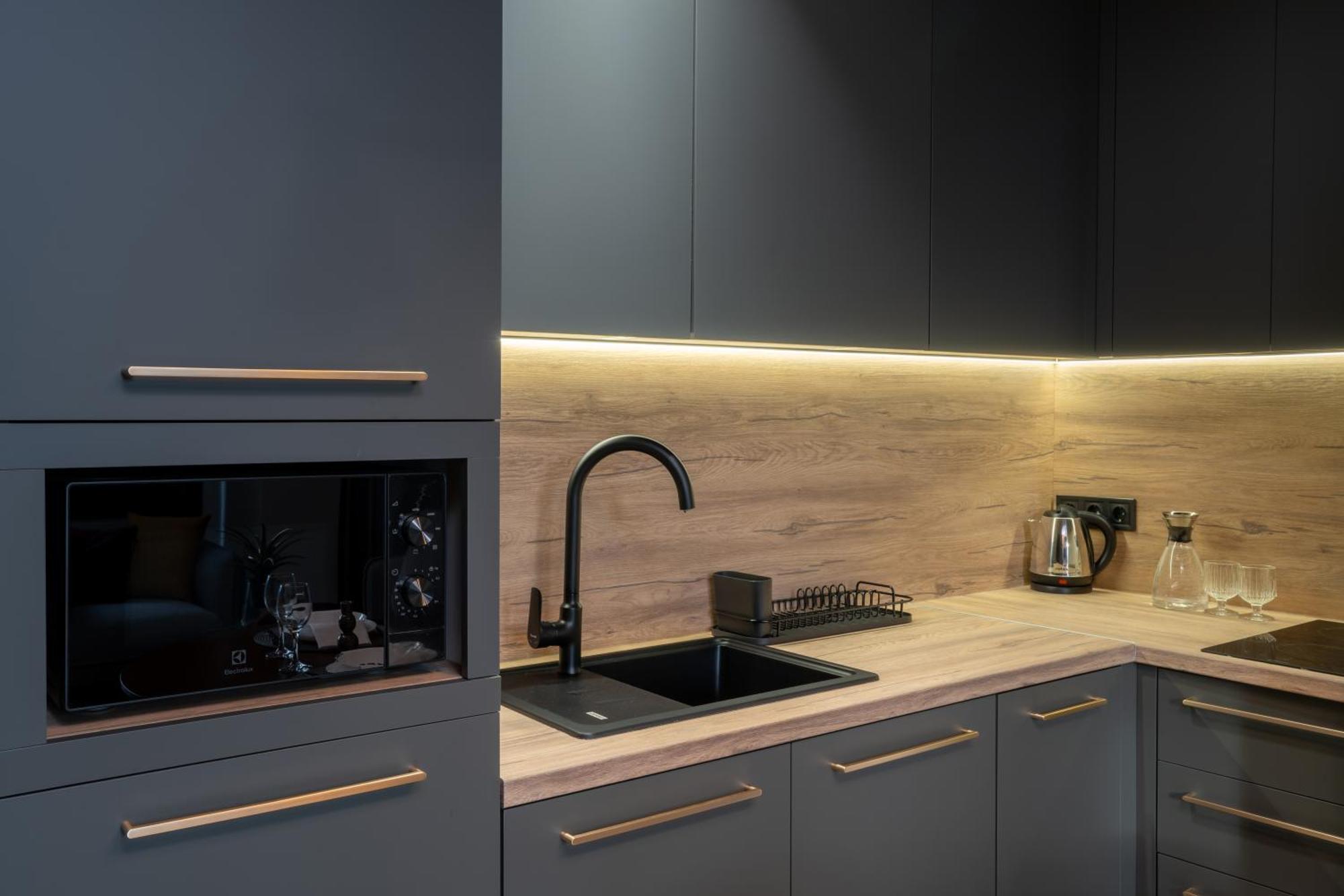 Ridge Apartments Чернивци Екстериор снимка