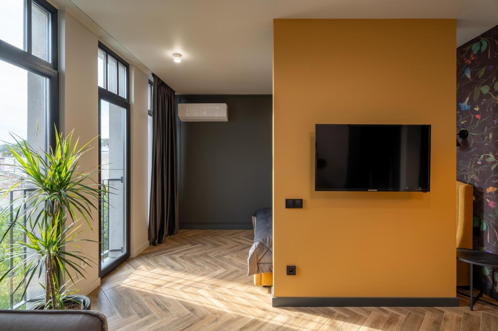 Ridge Apartments Чернивци Екстериор снимка
