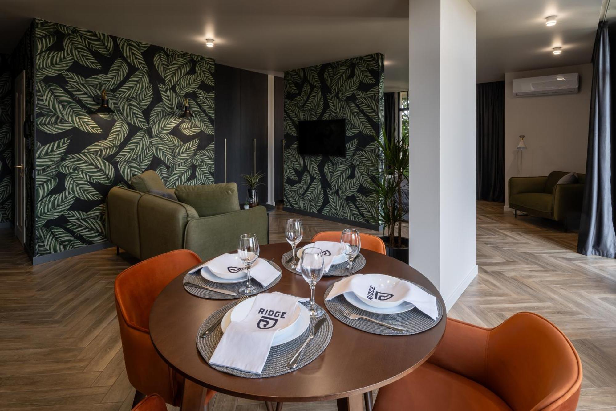 Ridge Apartments Чернивци Екстериор снимка