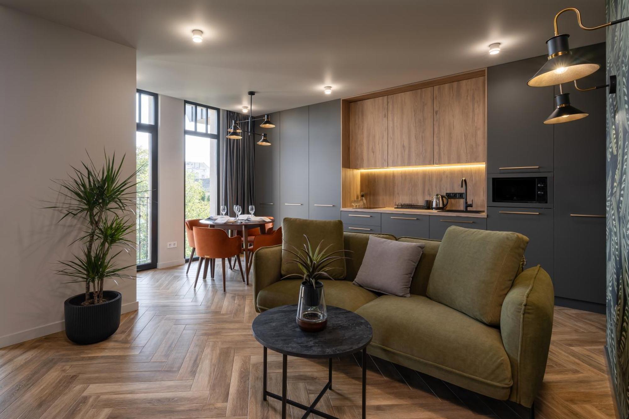 Ridge Apartments Чернивци Екстериор снимка