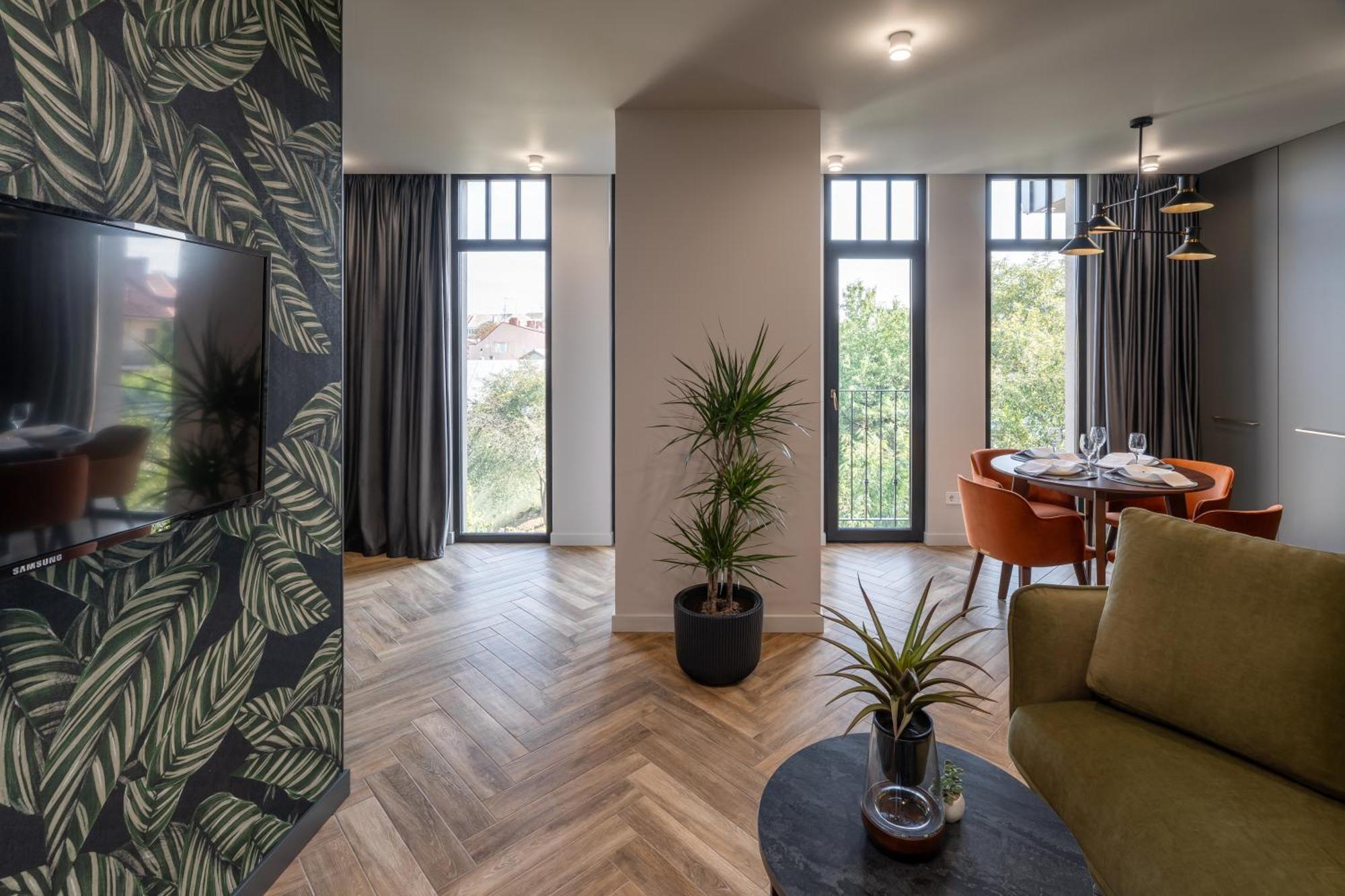 Ridge Apartments Чернивци Екстериор снимка